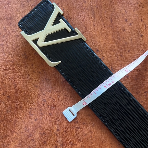 LV black leather with gold hardware logo belt size 105cm - Picture 6 of 6
